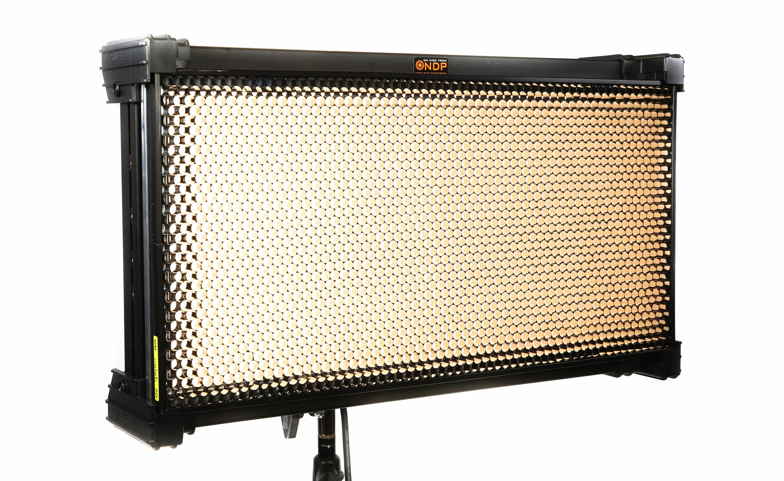 Kino Flo Celeb 200/201 DMX LED Hire - £50/Day or £150/Week — New